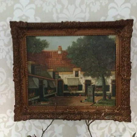 Villa Helmond 2*